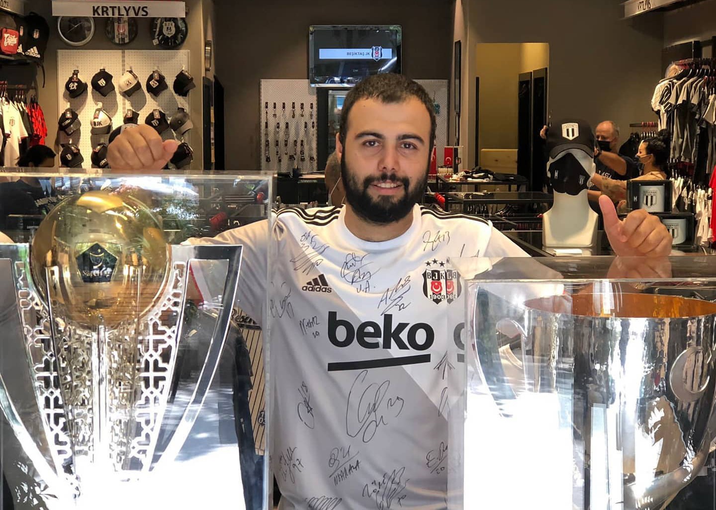 İsmet Batıkan Genç Kimdir? Nereli ve Kaç Yaşında? Ne İş Yapar?