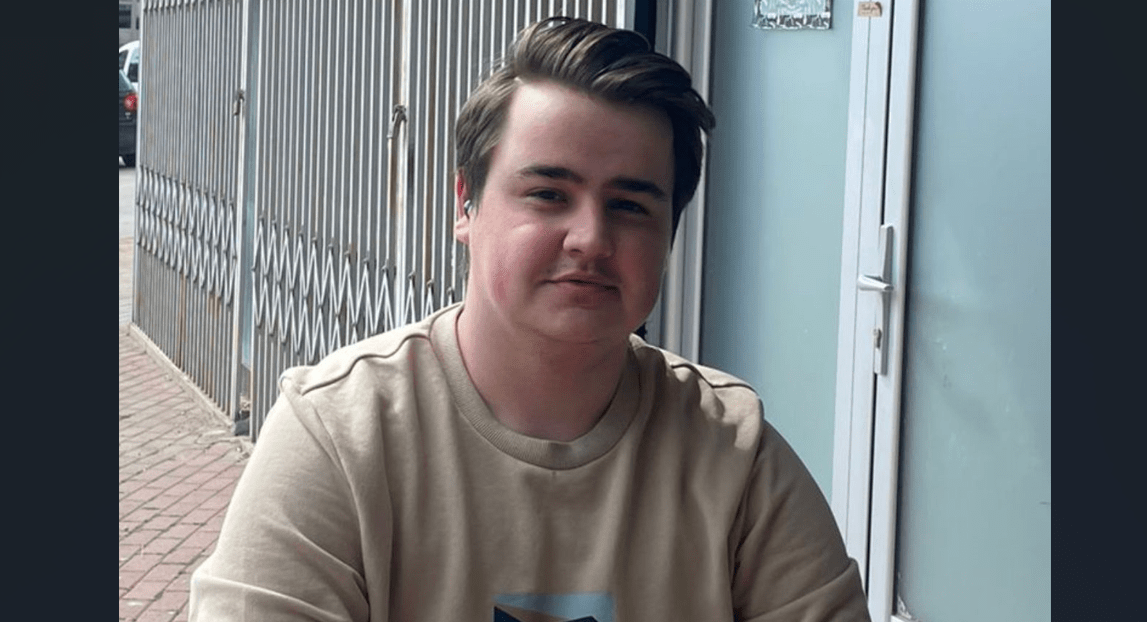 SOSYAL MEDYADA DİKKAT EDİLMESİ GEREKEN HUSUSLAR UZMANI AHMET ATAŞ ANLATTI..