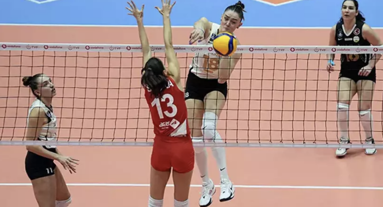 VakıfBank, Ege’de Fırtına Esti! Aras Kargo’yu Ezip Geçti